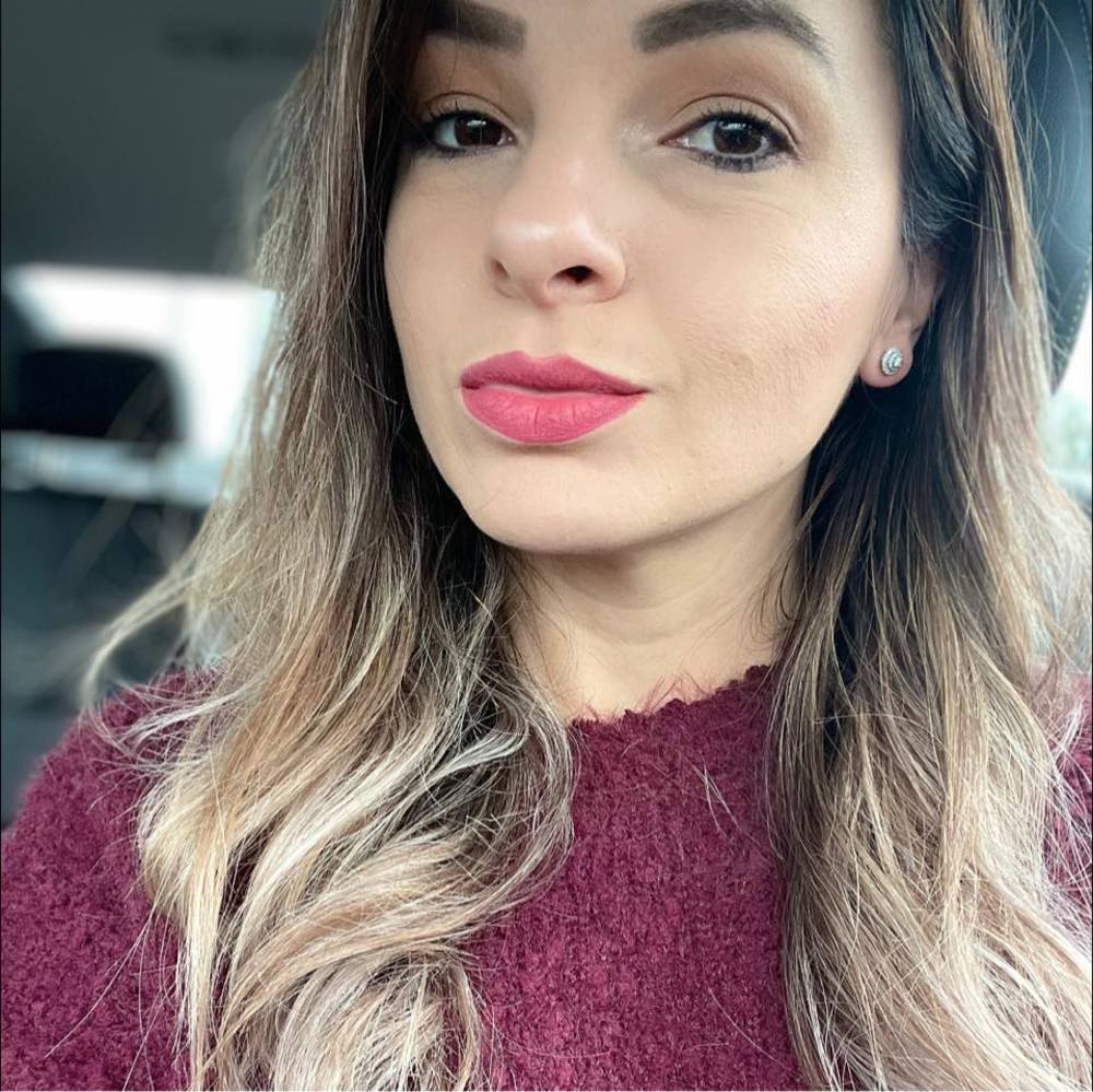 Meet your Posher, Evelin